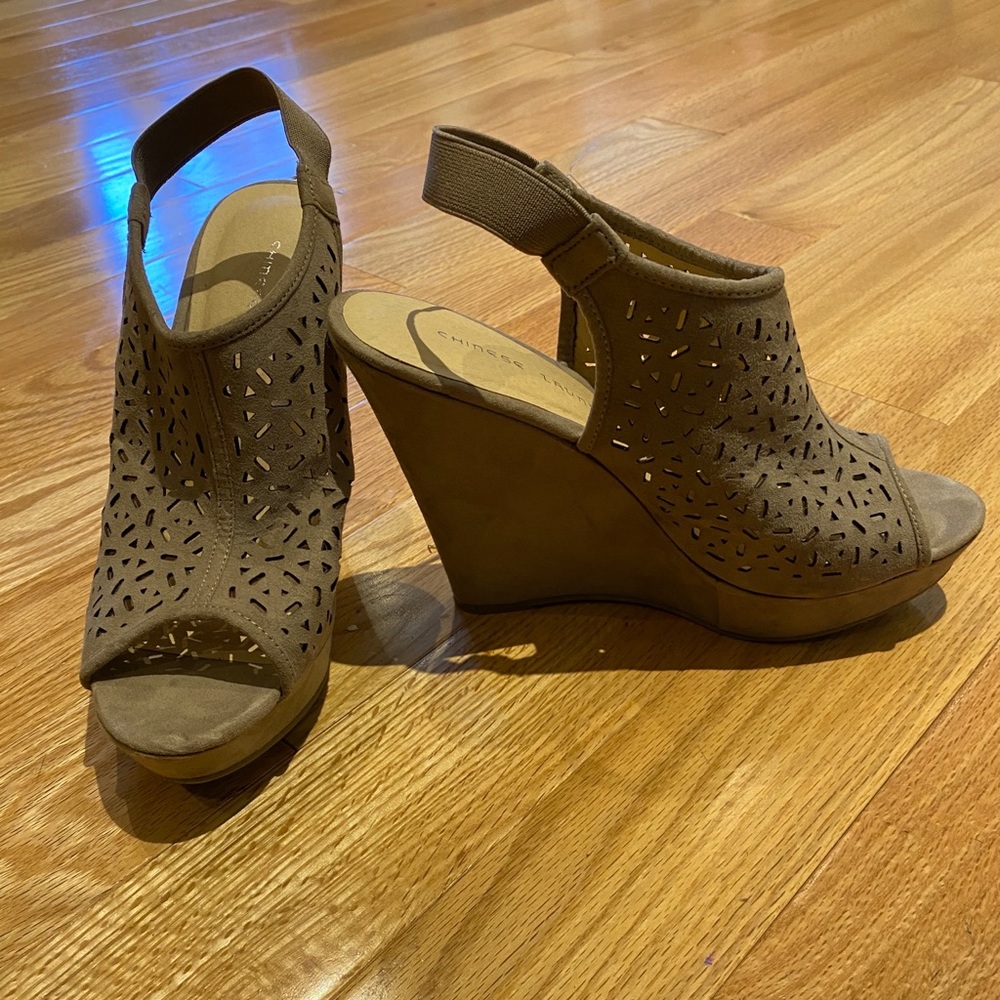 Tan wedges